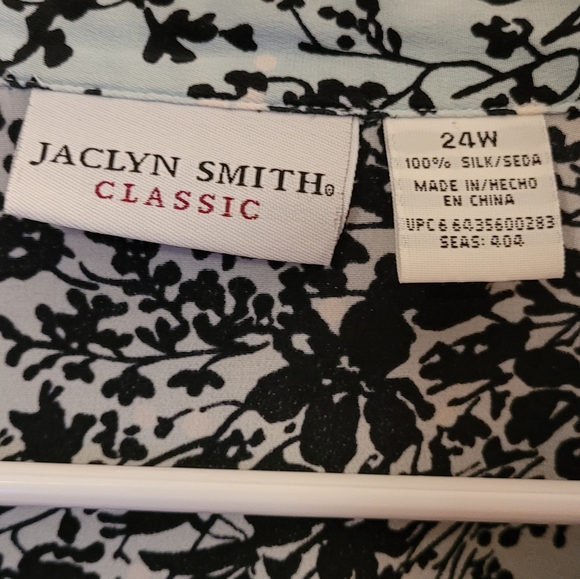 Jaqueline Smith classic plus size blouse - Picture 3 of 3